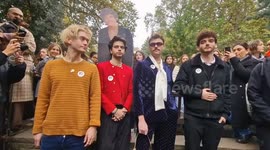 Hundreds turn out in Soho for Harry Styles lookalike competition