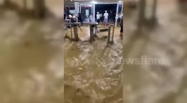 Venezuela: Heavy Rains Cause Flooding in Barquisimeto, Affecting Northern Neighborhoods and Hiperlider Supermarket
