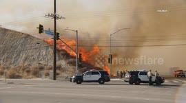 US, Los Angeles: Santa Clarita Golden Fire Brush Fire