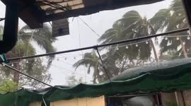 Philippines: Typhoon Toraji Slams Northeastern Region 2