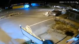 Insurgents throw bomb at police booth in southern Thailand