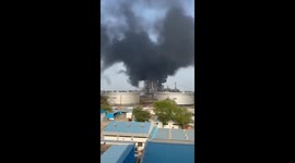 Oil refinery explosion in India kills worker and injures others