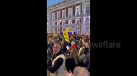 Spain: Protest in Valencia over floods after storm Dana