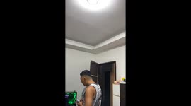 Toy gun knocks spider from ceiling in San Carlos City