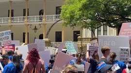 Australia: Nurses and Midwives strike protest