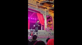 Magic show wows audience in China