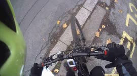 Close Pass and Left Hook HD04YEX