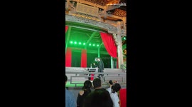 Magic show wows audience in China