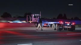 US, Los Angeles: Carson Semi Truck Crashes Shuts Down Southbound 405 Freeway