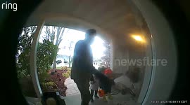 Startled Father Leaves Young Trick-or-Treaters Behind