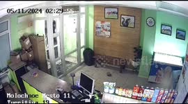 Robbers steal dairy products and cash from Yekaterinburg store