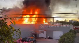 HUGE Los Angeles fire caught on camera from nearby apartment