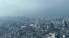 Air pollution shrouds Thai capital Bangkok