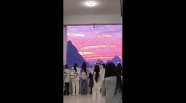 Stunning sunset wows students in China's Guilin