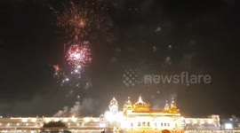 Fireworks at Golden Temple, Devotees Throng Gurdwaras For Guru Nanak Dev's 555th Prakash Parv in Amritsar, Punjab