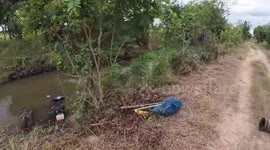 Kind passerby retrieves pensioner's crashed motorcycle sidecar from canal
