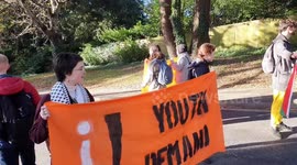 UK: Exeter youths block road in support of Gaza