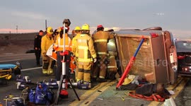 US, Bakersfield: Shafter Man Extricated From Vehicle