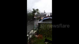 Philippines: Typhoon Man-Yi Batters Luzon, Causing Widespread Flooding, Damage 3