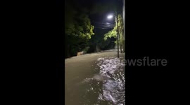 Philippines: Typhoon Man-Yi Batters Luzon, Causing Widespread Flooding, Damage