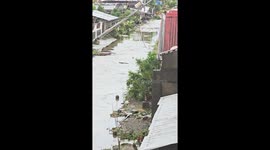 Super Typhoon Man-yi kills eight and leaves destruction in the Philippines
