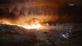 US, Los Angeles: Sun Valley Homeless Encampment Fire Under 170 Freeway
