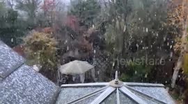 UK: First Snow Of Season Falls In London