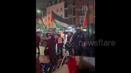 UK: British firefighters staged a vigil outside the US embassy in London to demand the Scottish fire engine along with vital equipment be allowed into the Gaza Strip, after being impounded since August 2024