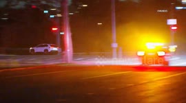 US, Los Angeles: Van Nuys Burglary From Vehicle Suspect Pursuit
