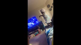 Daughter's split surprises father during football game in Columbia, USA