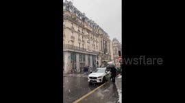 France: Paris Sees First Snowfall Of The Season 9
