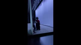 Chinese opera performer changing costumes in less than 1 minute