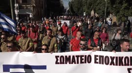 Greece: Greek workers down tools in protest against soaring living costs