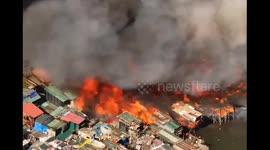 Massive fire ravages Isla Puting Bato in Manila