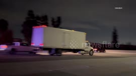 US, Los Angeles: Monrovia 3 Suspects Taken Into Custody at End of Pursuit With Gun in Car