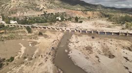 Spanish Legion removes flood debris in Paiporta