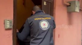 Türkiye apprehends nearly 1,300 irregular immigrants