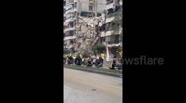 Lebanon: People wave flags in Beirut as ceasefire takes effect