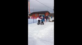 Kid falls on ski lift in Dömle, Sweden