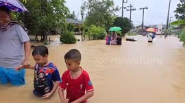 Storm causes severe floods in southern Thailand