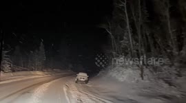 US: Snowstorm Hits Utah's Cottonwood Canyons: Drivers Urged to Use Caution