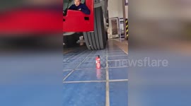 China: Firefighter Demonstrates Jaw-Dropping Skill, Starting Firetruck with Precision