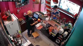 Pakistani gang arrested over 'money switching scam' in Thailand