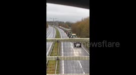 UK: Farmers Stage ‘Go-Slow’ Tractor Protest In Dover Over Inheritance Tax Changes 3