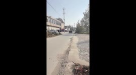 Wooden cart ride takes a tumble, leaving friends good laughter in Anhui, China