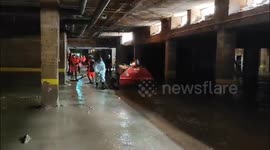 Volunteers remove mud and silt from DANA floods in Valencia
