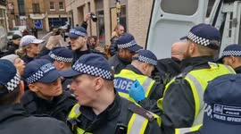 Multiple arrests as climate activists target legal firm over fossil fuel ties in the City of London
