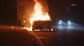 US, Los Angeles: Vermont Vista Vehicle Fire