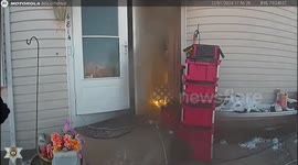 US: Heroic Deputies Save Children from Flames in Dramatic Colorado House Fire Rescue