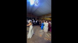 Wedding Guest Determined To Catch Bouquet Toss